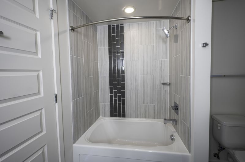 Custom Shower and Bathtub Specialists